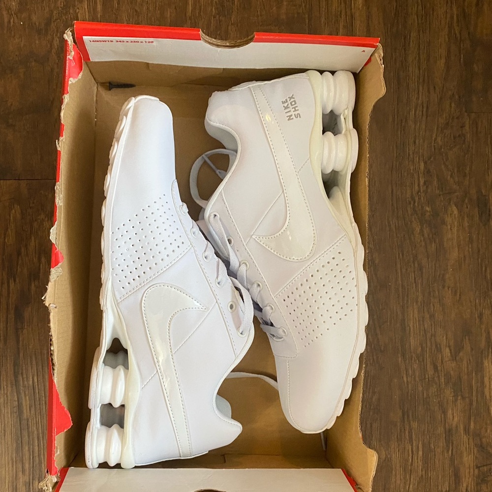 Men’s Nike Shox